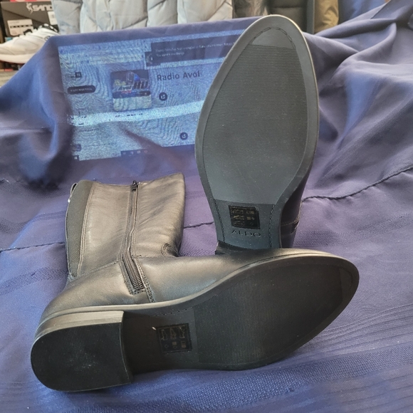 Ladies Boots - Picture 9 of 11